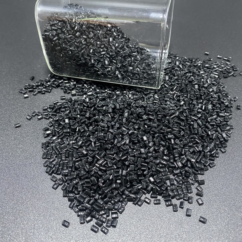 Spezialisierte Fluorplastische Rohstoffe Kleine Pellets schwarze Farbe Industrieform