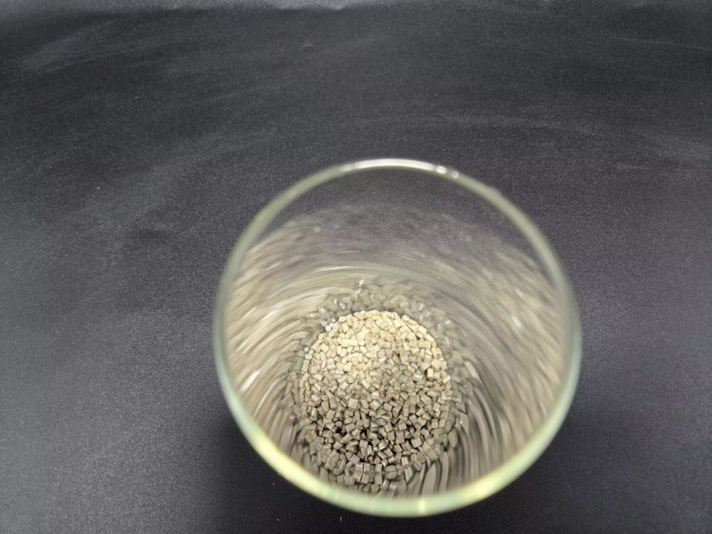 Flexible PEEK Pellets Natürliche Farbe Hohe Flexibilität für flexible Steckverbinder und Rohre